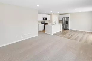 25860 Emerson Ct, Wyoming, MN 55092 - Photo 12