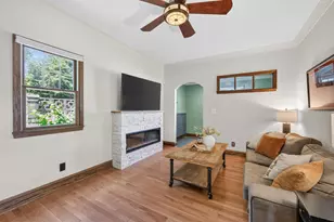 2716 E Minnehaha Pkwy, Minneapolis, MN 55406 - Photo 18