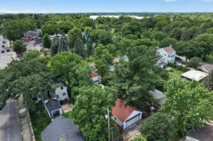 2716 E Minnehaha Pkwy, Minneapolis, MN 55406 - Photo 50