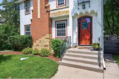 2716 E Minnehaha Parkway, Minneapolis, MN 55406 - Photo 2