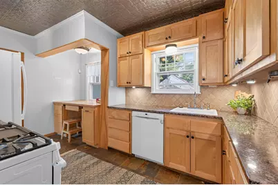 2716 E Minnehaha Parkway, Minneapolis, MN 55406 - Photo 12