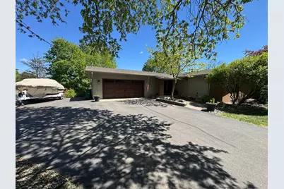 1345 Broadview Avenue, Chaska, MN 55318 - Photo 2