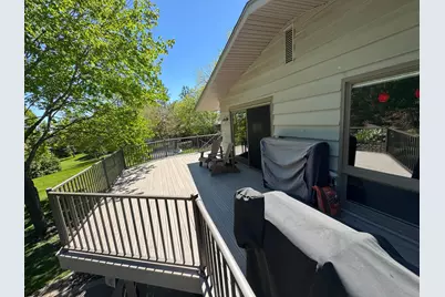 1345 Broadview Avenue, Chaska, MN 55318 - Photo 8
