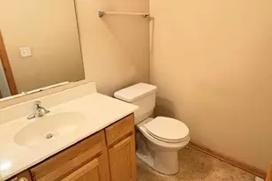 2500 Yellowstone Dr, Hastings, MN 55033 - Photo 6