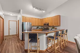 464 Meadow Ln, Norwood Young America, MN 55397 - Photo 4