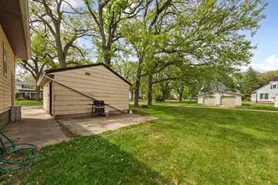 228 W 4th Street, Blue Earth, MN 56013 - Photo 28