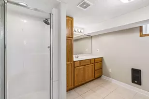 1516 Asbury St, Saint Paul, MN 55108 - Photo 40