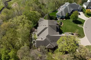 6823 Alpine Trail, Eden Prairie, MN 55346 - Photo 86