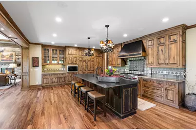 6823 Alpine Trail, Eden Prairie, MN 55346 - Photo 10