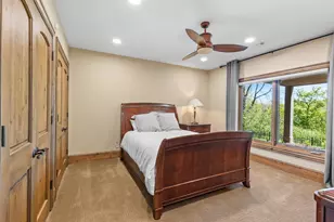 6823 Alpine Trail, Eden Prairie, MN 55346 - Photo 58
