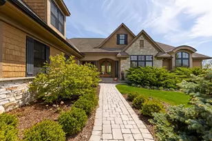 6823 Alpine Trail, Eden Prairie, MN 55346 - Photo 72