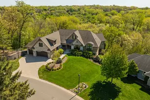 6823 Alpine Trail, Eden Prairie, MN 55346 - Photo 70