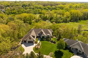 6823 Alpine Trail, Eden Prairie, MN 55346 - Photo 2