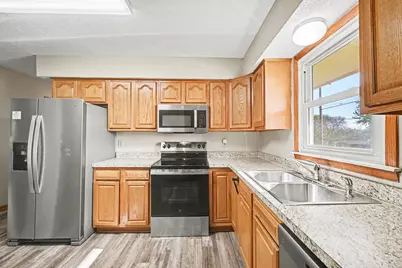2000 Westview Drive, Hastings, MN 55033 - Photo 18