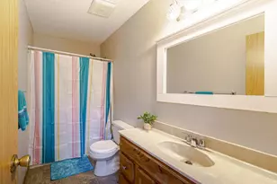 6805 Craig Ct, Inver Grove Heights, MN 55076 - Photo 10