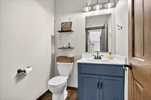 912 14th St NE, Montgomery, MN 56069 - Photo 34