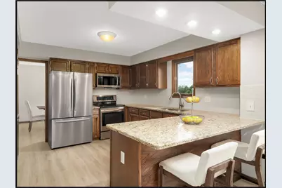 10587 Wellington Lane N, Maple Grove, MN 55369 - Photo 6