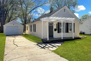 1330 14th St S, Fargo,  58103 - Photo 2