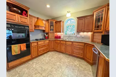 1019 N Vine Street, Fergus Falls, MN 56537 - Photo 6