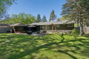 2476 Gisella Blvd, White Bear Lake, MN 55110 - Photo 4
