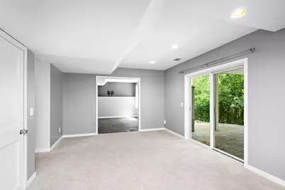 550 Hawthorne Woods Drive, Eagan, MN 55123 - Photo 32