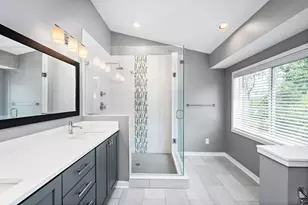 550 Hawthorne Woods Dr, Eagan, MN 55123 - Photo 22