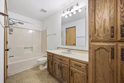 1908 20th Avenue S, Fargo,  58103 - Photo 22