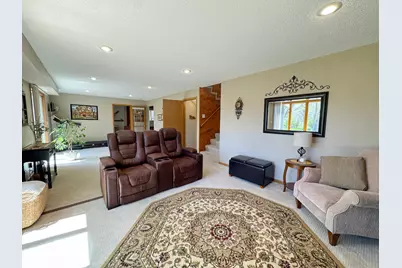 2216 Ridgewood Drive, Fergus Falls, MN 56537 - Photo 4