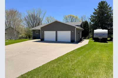 2216 Ridgewood Drive, Fergus Falls, MN 56537 - Photo 32