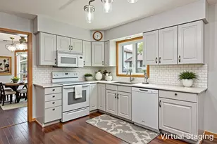 305 Chancery Ln, Mankato, MN 56001 - Photo 10