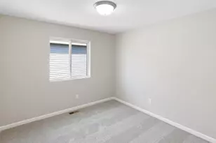 25868 Emerson Ct, Wyoming, MN 55092 - Photo 22