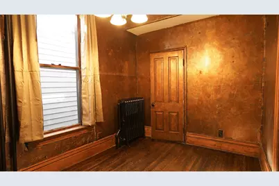 63 Lawson Avenue W, Saint Paul, MN 55117 - Photo 10