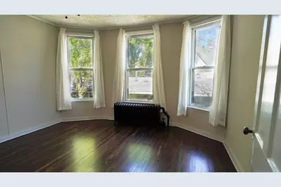 63 Lawson Avenue W, Saint Paul, MN 55117 - Photo 18