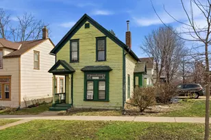 506 Bellows St, Saint Paul, MN 55107 - Photo 1