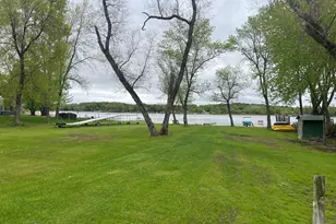 38177 Twin Oaks Dr, Avon, MN 56310 - Photo 2