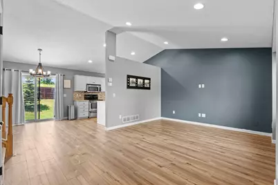 1349 Landings Lane, Watertown, MN 55388 - Photo 6