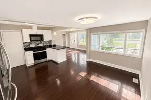 8401 14th Ave S, Bloomington, MN 55425 - Photo 6