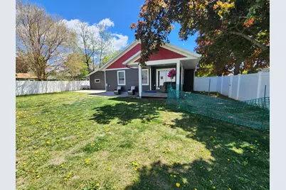 620 W Dwelle Street, Lake City, MN 55041 - Photo 8