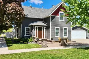 620 W Dwelle St, Lake City, MN 55041 - Photo 1