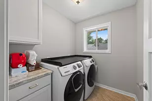 1443 Jefferson Ave, Saint Paul, MN 55105 - Photo 28