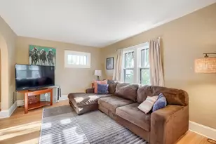 122 W Douglas St, South Saint Paul, MN 55075 - Photo 6