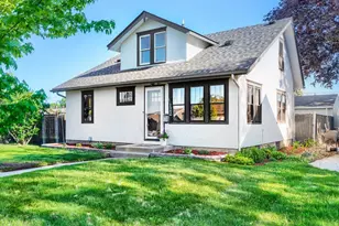122 W Douglas St, South Saint Paul, MN 55075 - Photo 2