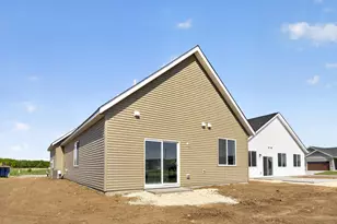 1805 Lynx Pl SE, Pine Island, MN 55963 - Photo 16