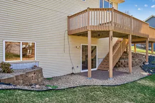 5725 Yucca Ln N, Plymouth, MN 55446 - Photo 48