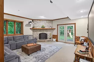 2300 Wildwood Ct, Burnsville, MN 55306 - Photo 66