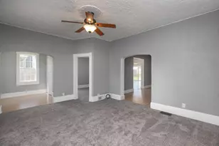 311 Center Ave S, Eyota, MN 55934 - Photo 8