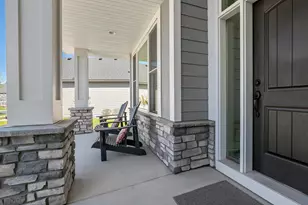 1945 Annika Dr N, Lake Elmo, MN 55042 - Photo 4
