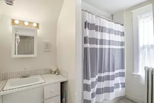 572 Ottawa Ave, Saint Paul, MN 55107 - Photo 8