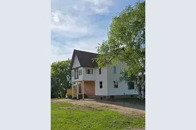 117 Red Lake Avenue N, Saint Hilaire, MN 56754 - Photo 1