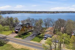 192 Shorewood Dr, Detroit Lakes, MN 56501 - Photo 38
